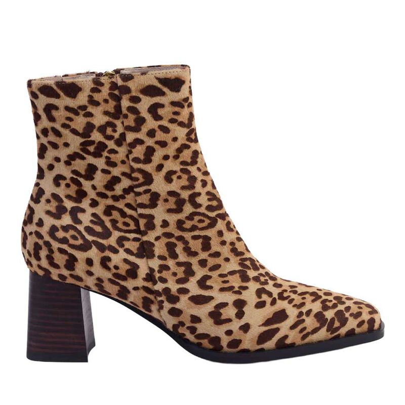 Kathryn Wilson Bryant Boot image number 4